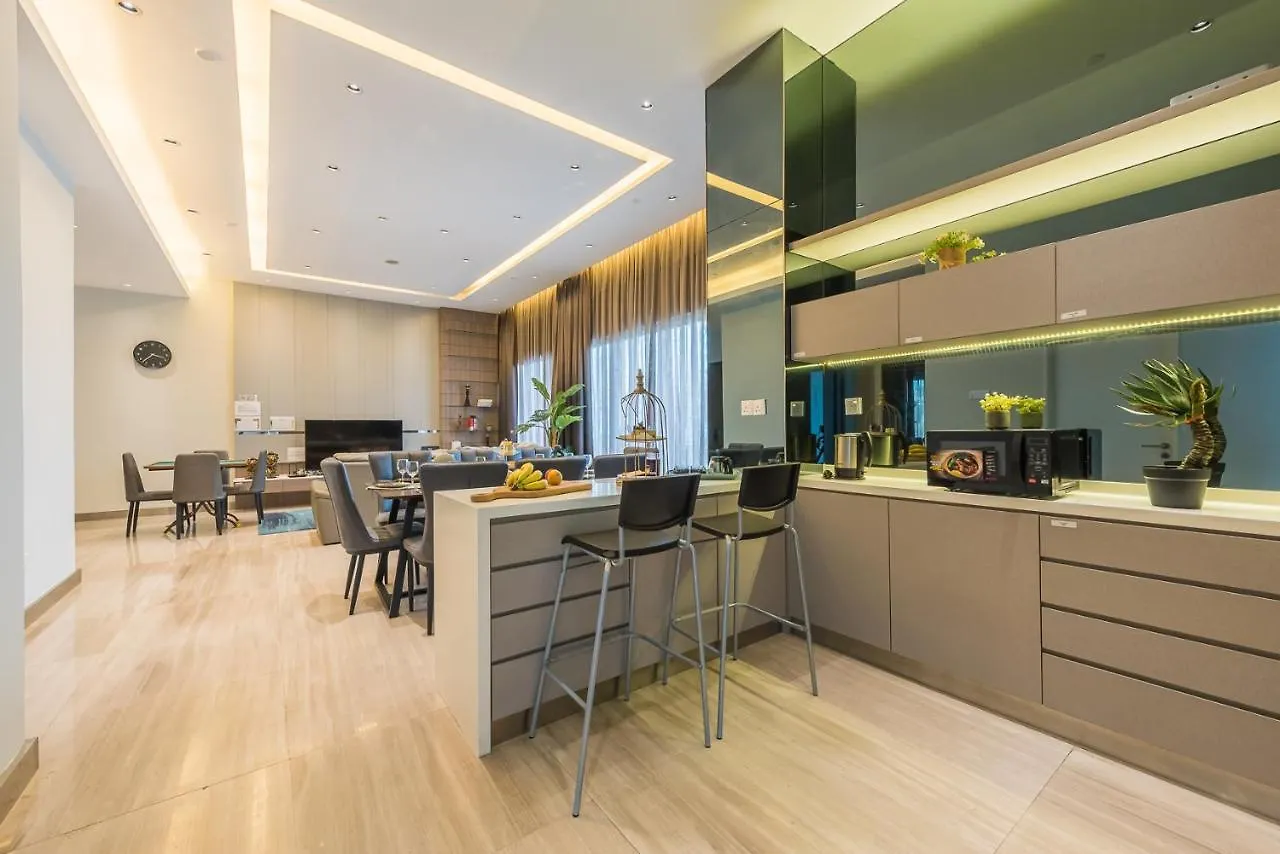 Starlight Penthouse 6-12Pax, 600M To Pavilion Kl By Verano Kuala Lumpur 0*,  Malaysia